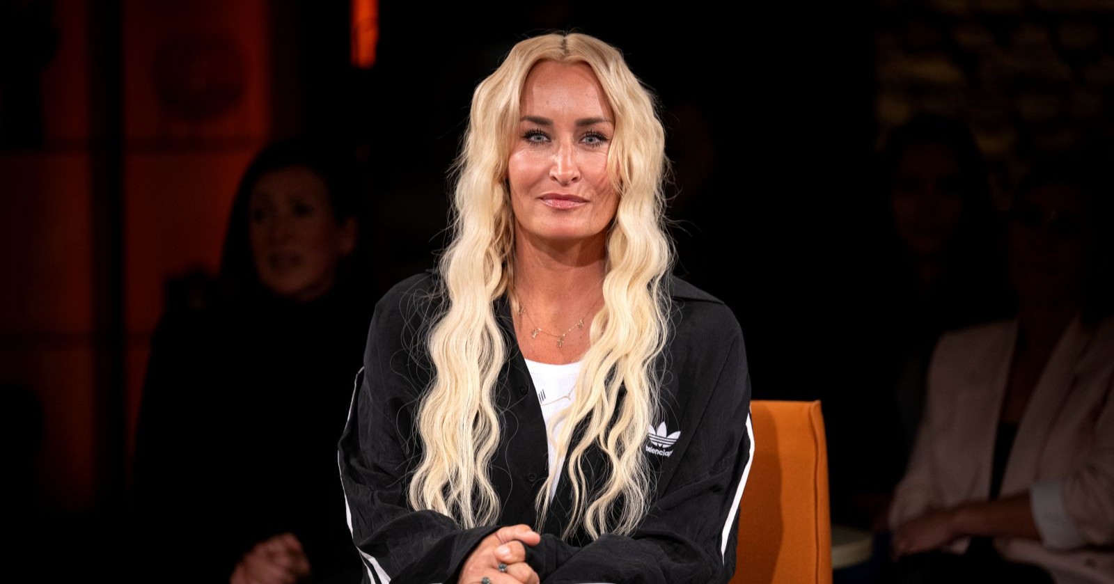 Sarah Connor lächelt