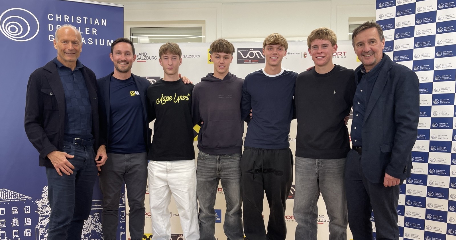 Vier Salzburger U17-Vizeweltmeister wurden mit Jubel und Applaus empfangen.