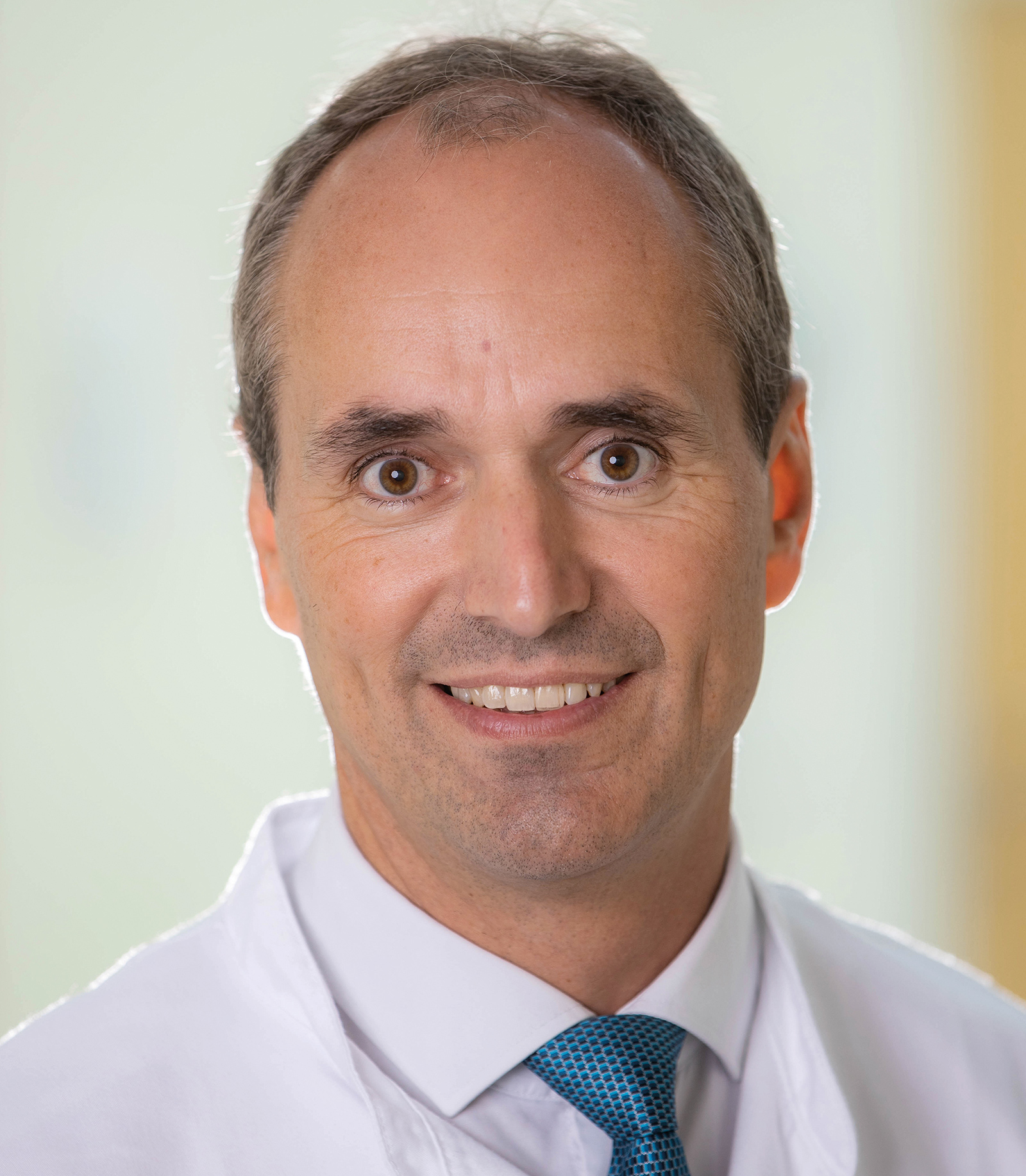 Prim. Prof. h.c. Univ.-Doz.  Dr. Helmut G. Weiss, MSc, F.E.B.S. | Credit: Mike Vogl/vogl-perspektive.at