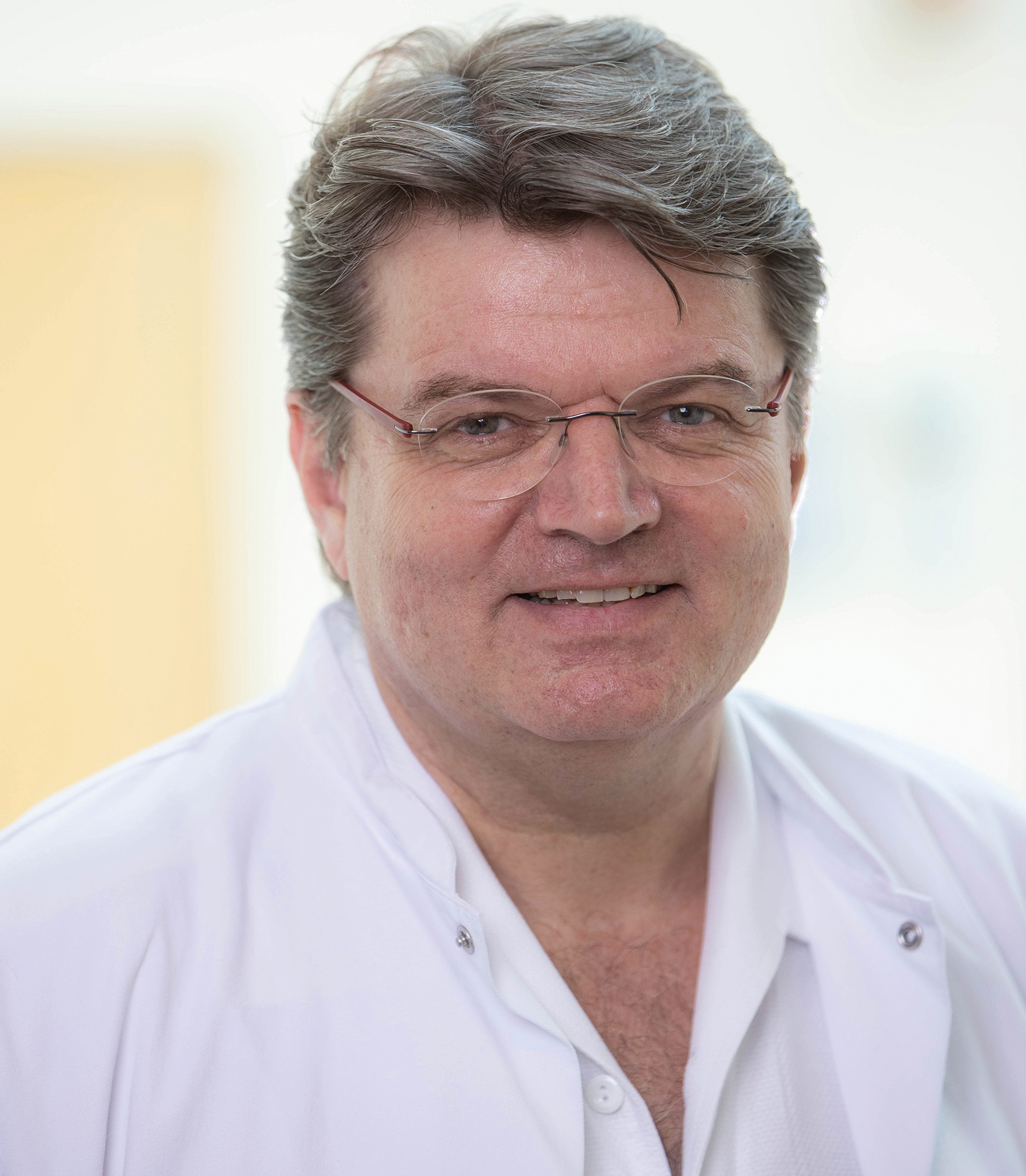 Prim. Dr. Josef Maier | Credit: Mike Vogl/vogl-perspektive.at