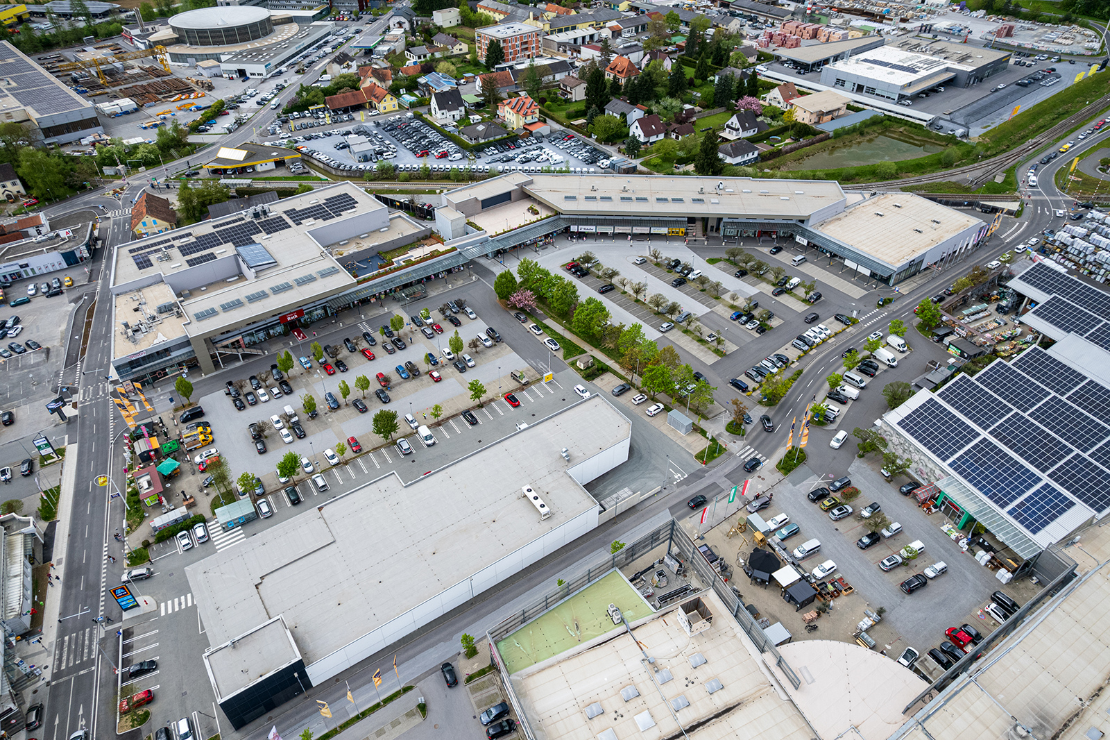 Luftaufnahme vom Einkaufszentrum GEZ west | Credit: GEZ west/Markus Kaiser