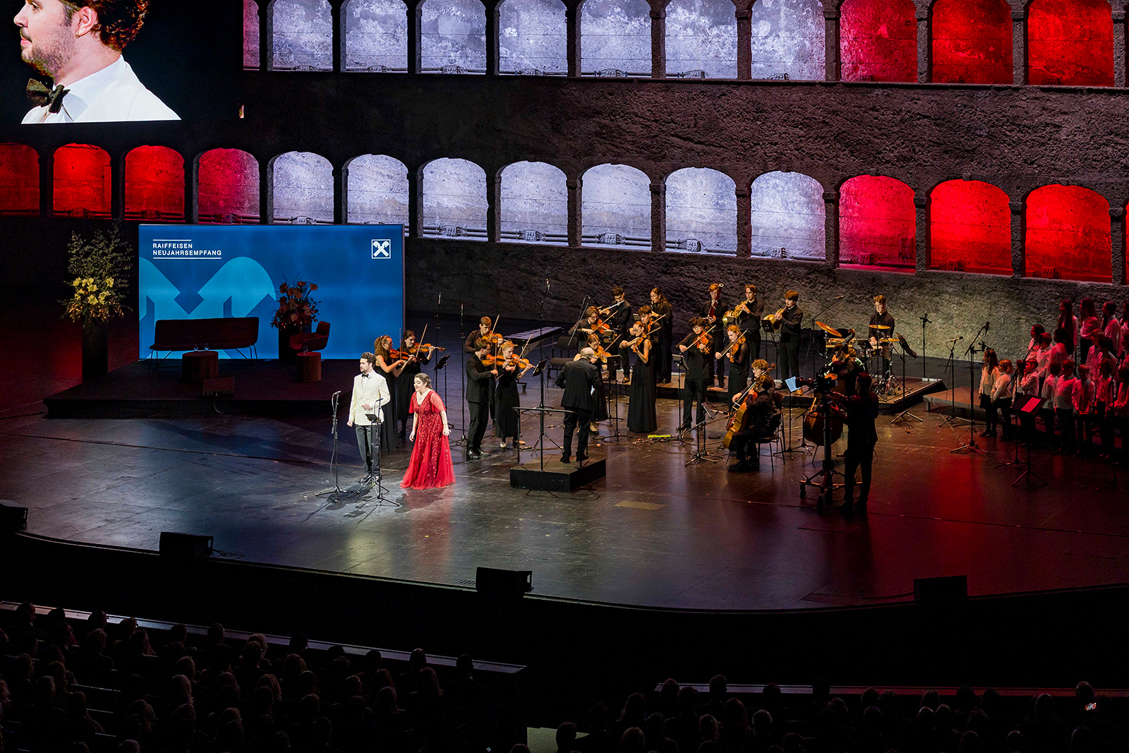 Künstlerische Darbietung auf der Bühne | Credit: RVS