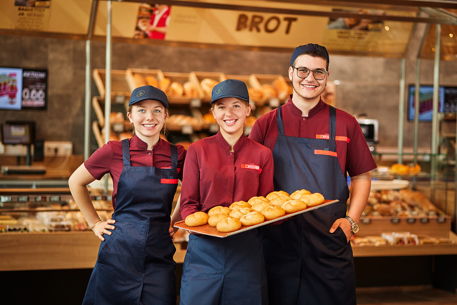 Lehrlinge einer Bäckerei | Credit: SPAR