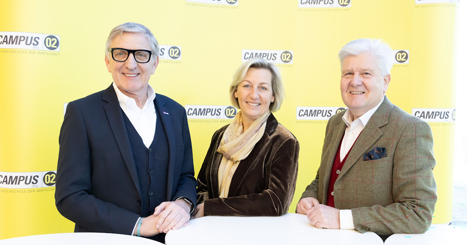 Josef Herk, Kristina Edlinger-Ploder und Erich Brugger im Rahmen einer Pressekonferenz zum 30-jährigen Jubiläum der FH CAMPUS 02