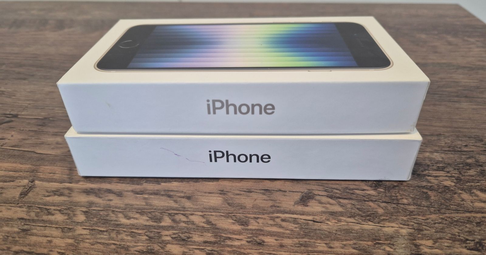 Verpackungen des Apple iPhones