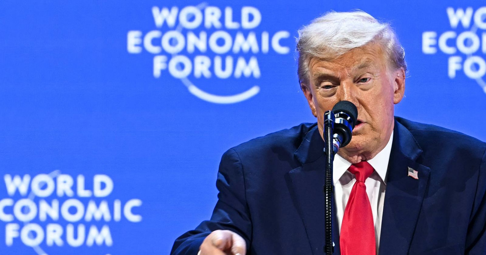 US-Präsident Donald Trump hält eine Rede beim Weltwirtschaftsforum 2026 in Davos und spricht über Grönland, NATO und Wirtschaftspolitik.