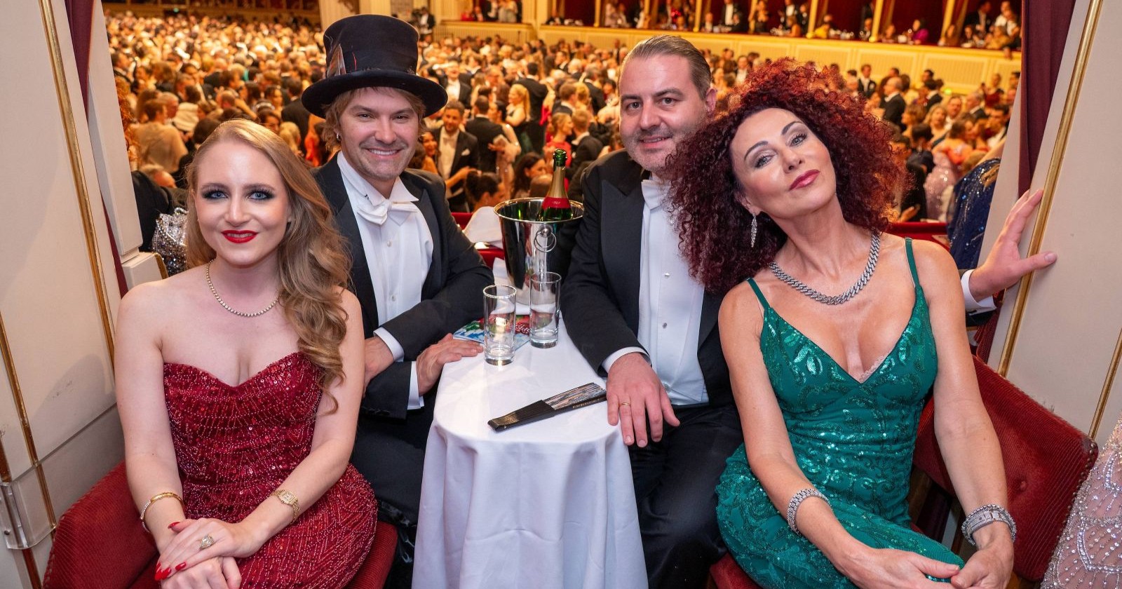 Jacky,Leo und Mausi Lugner mit Alex Monopoly