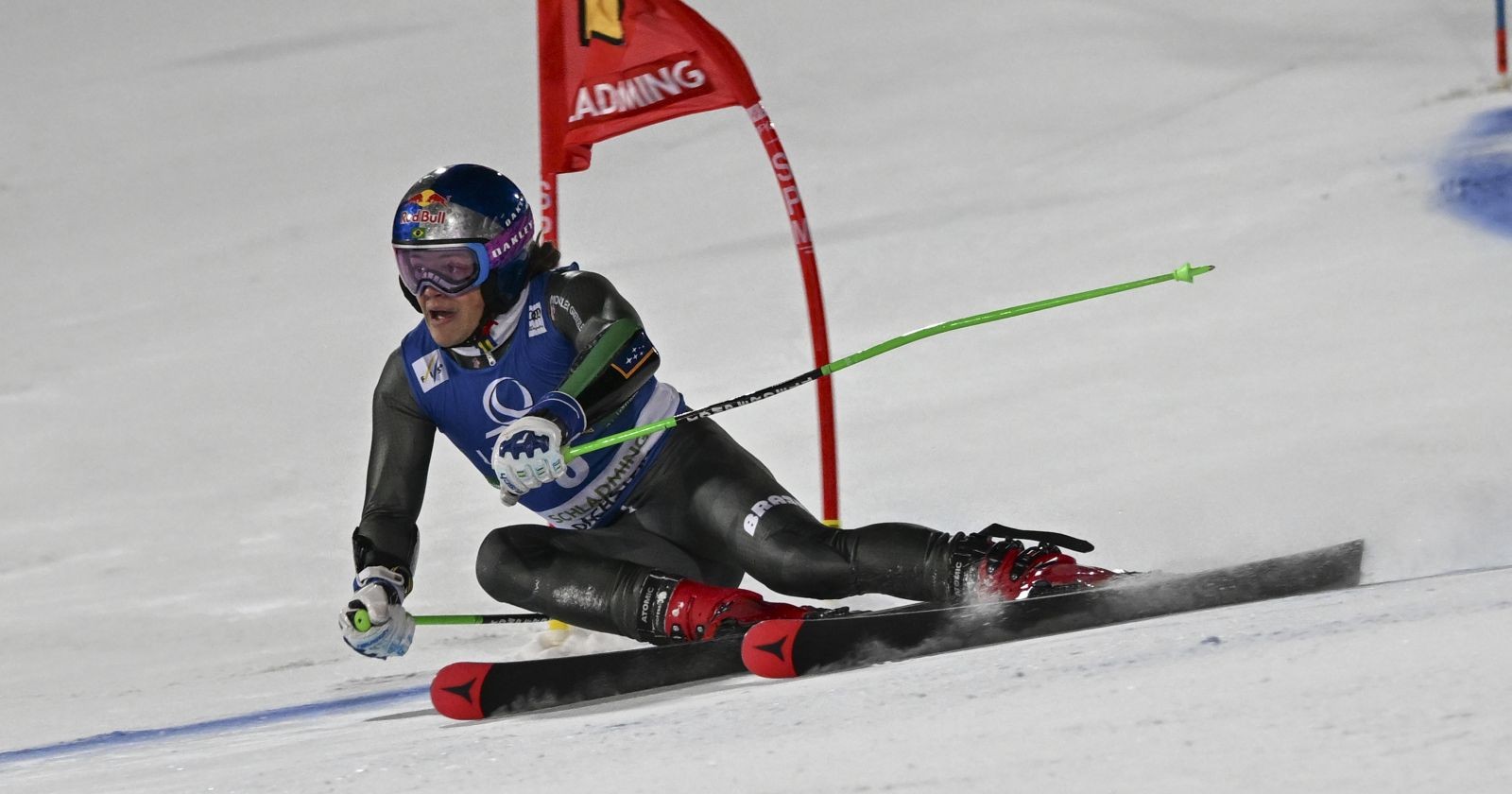 Lucas Pinheiro Braathen während des Riesentorlaufs von Schladming