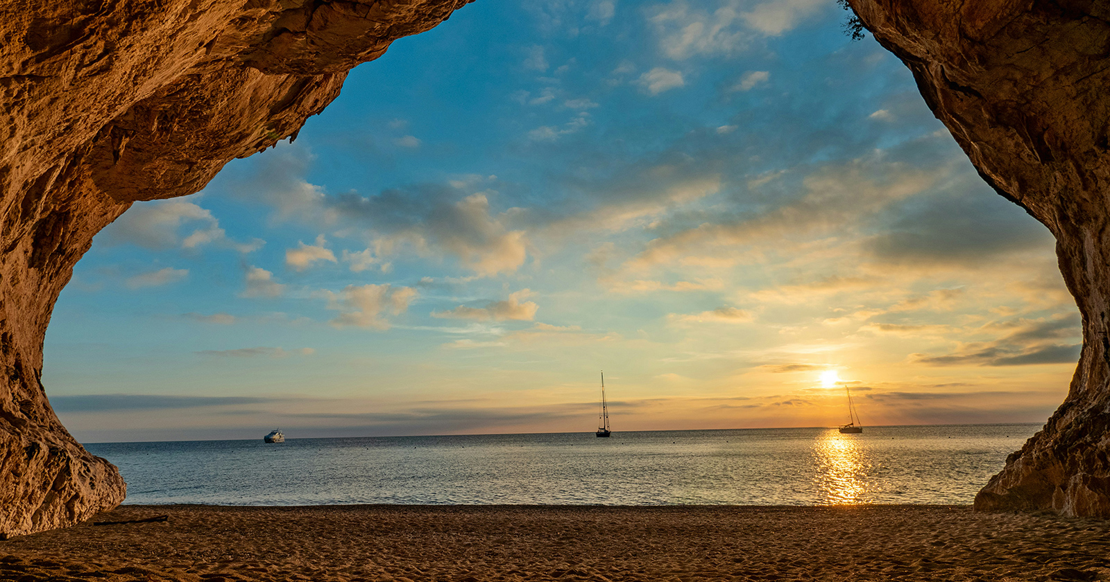 Sonnenuntergang am Strand | Credit: Unsplash/Christopher Politano