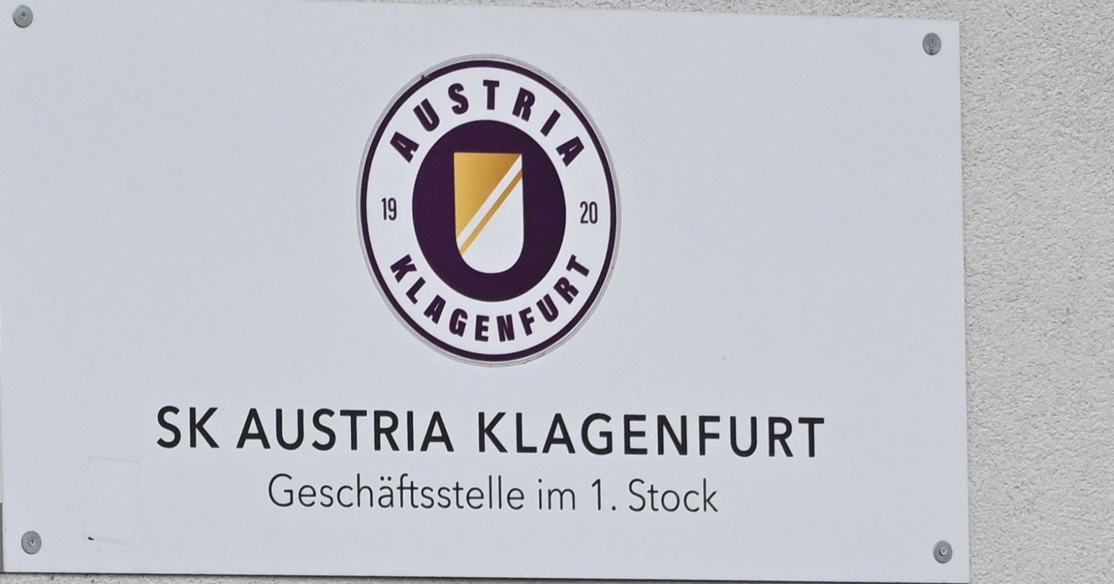 SK Austria Klagenfurt, Bürogebäude.