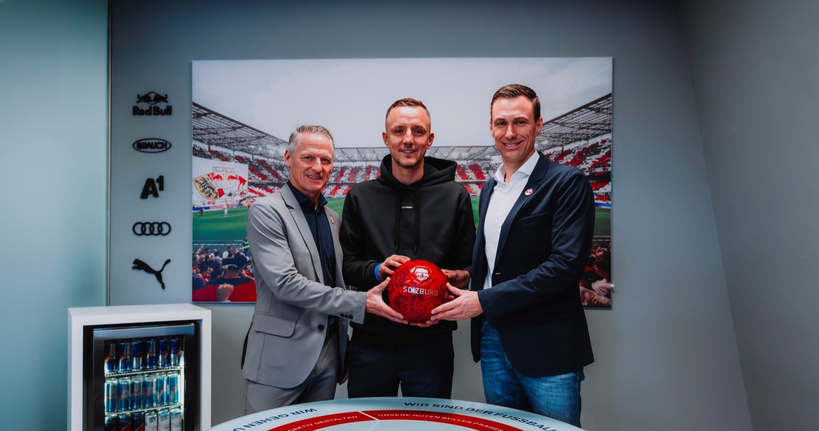 Daniel Beichler bei der Vorstellung als neuer Trainer bei Salzburg.