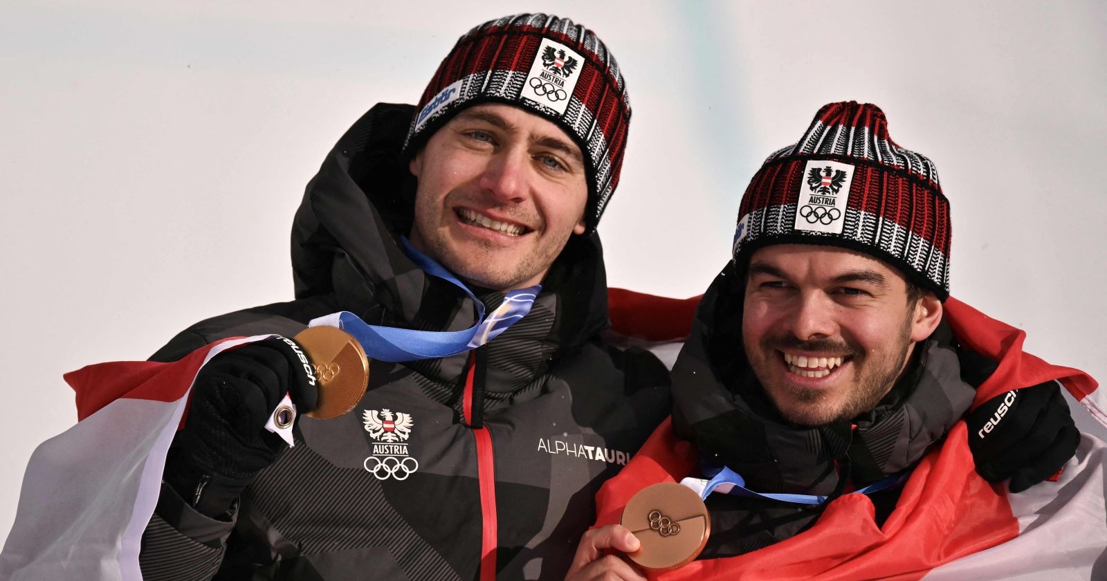 Medaillenspiegel Olympia 2026 Österreich – Thomas Steu und Wolfgang Kindl gewinnen Silber im Rennrodel-Doppelsitzer in Cortina d’Ampezzo.