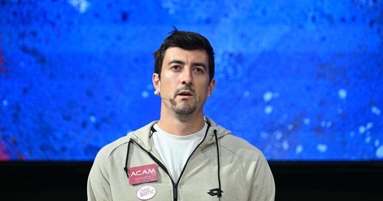 Sebastian Ofner bei einer PK.