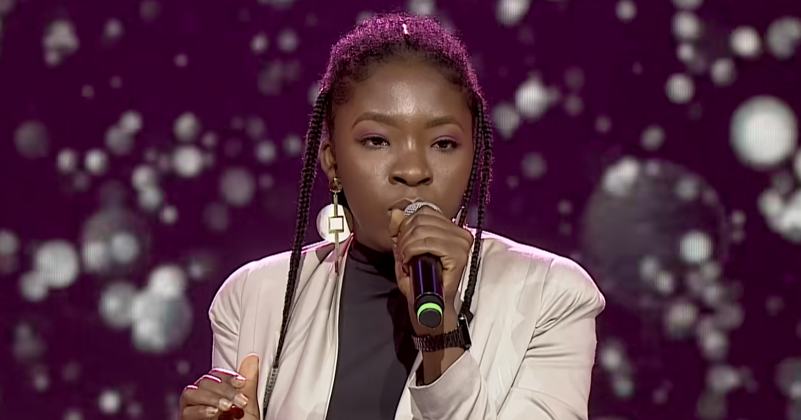 Ifunanya Nwangene singt bei "The Voice"/ "The Voice"-Kandidatin nach Schlangenbiss tot