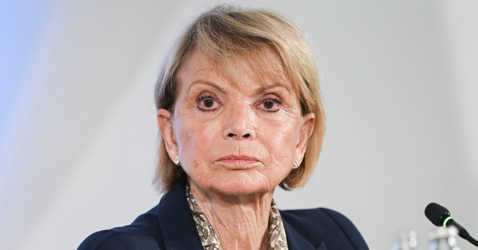 Uschi Glas/ Uschi Glas: Sohn eingeweisen