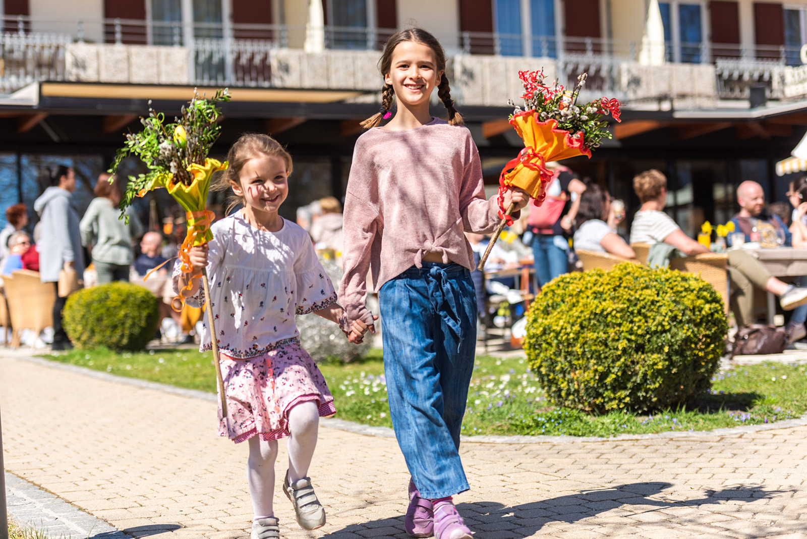 Kinder bei Ostermarkt | Credit: Franz Gerdl