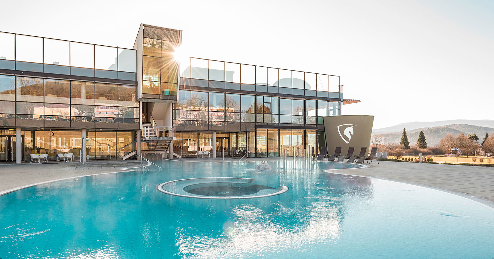 Die Therme Nova von außen | Credit: Hotel Therme Nova/Die Abbilderei
