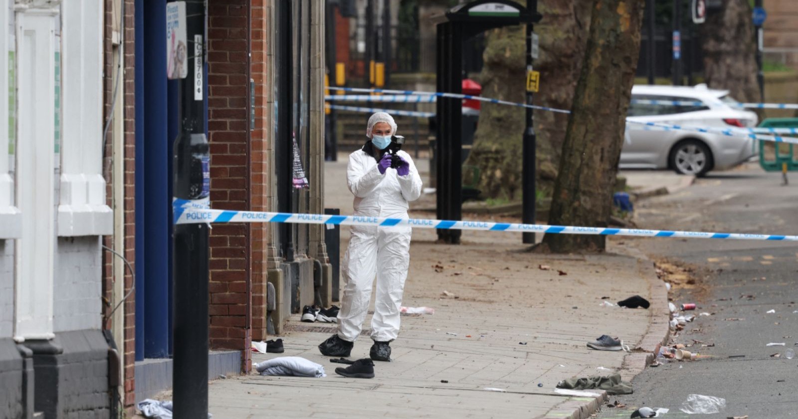 Ermittler auf einem Tatort