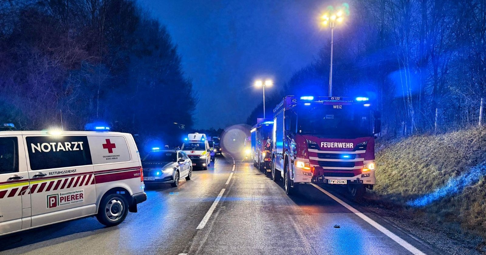 Aufnahme der Feuerwehr von der Unfallstelle