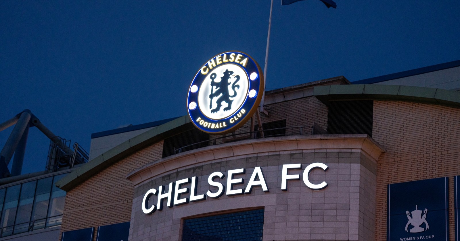 Chelsea muss eine Rekordstrafe von rund 12,4 Millionen Euro zahlen.