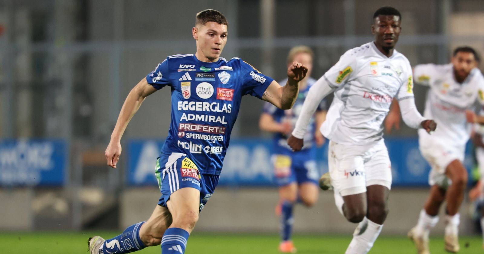 Elias Havel im Trikot des TSV Hartberg