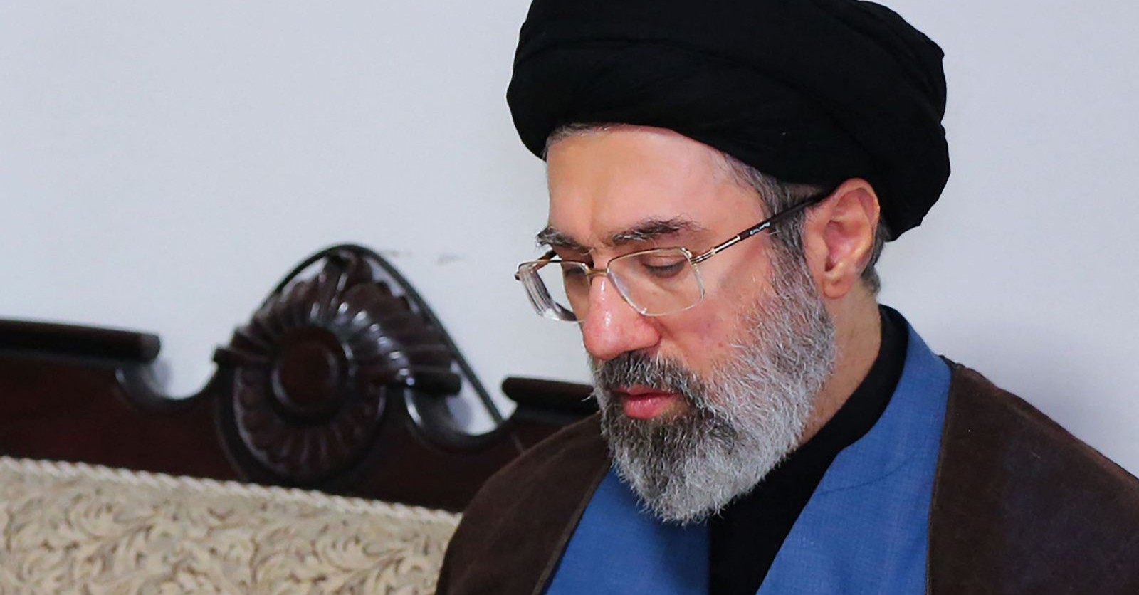 Mojtaba Khamenei neuer Oberster Führer des Iran Porträt des Sohnes von Ayatollah Ali Khamenei