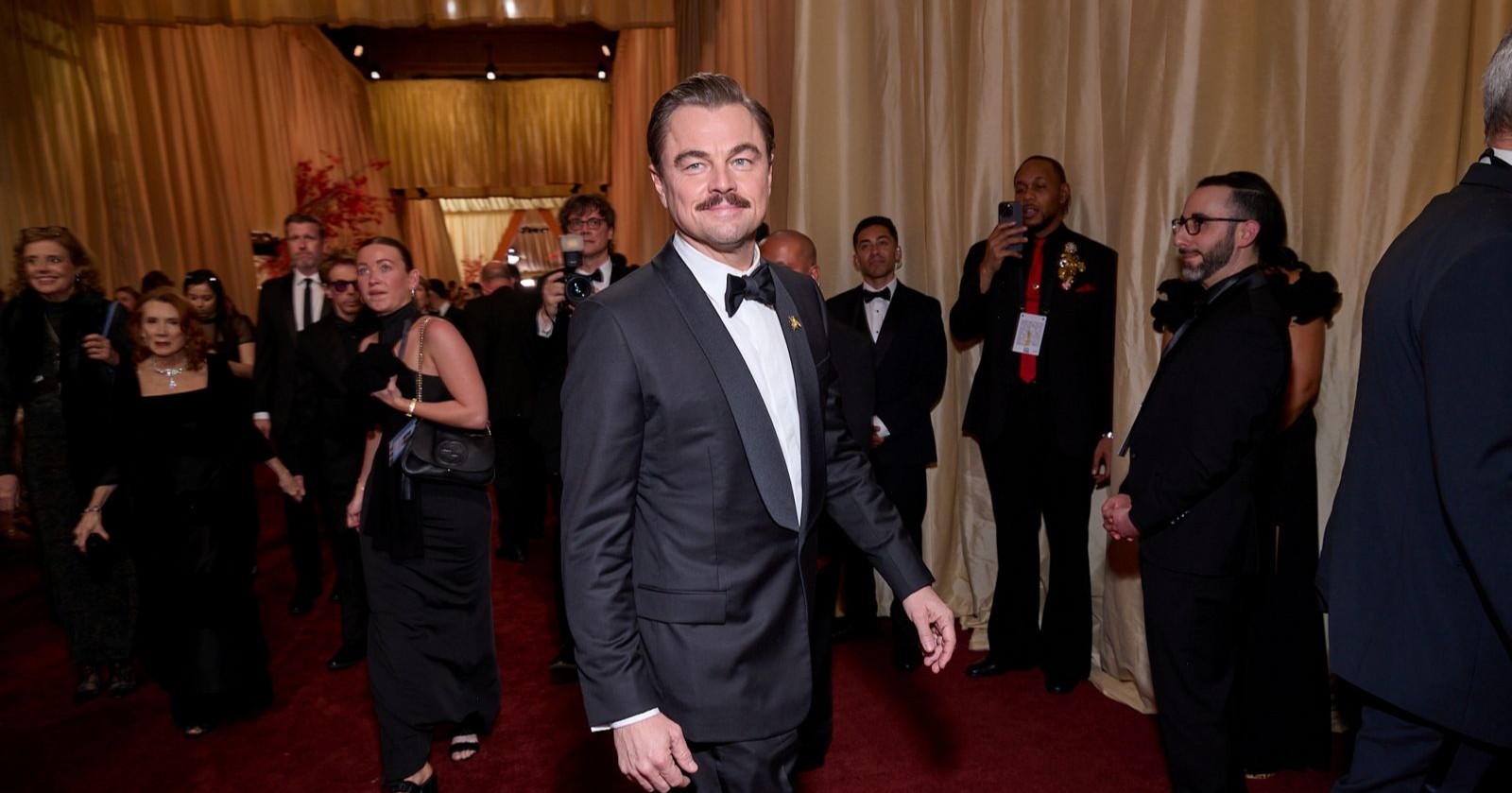 Oscars 2026 in Hollywood – Leonardo DiCaprio bei der Oscarverleihung, bei der auch österreichische Speisen von Koch Thomas Sandhofer serviert wurden.