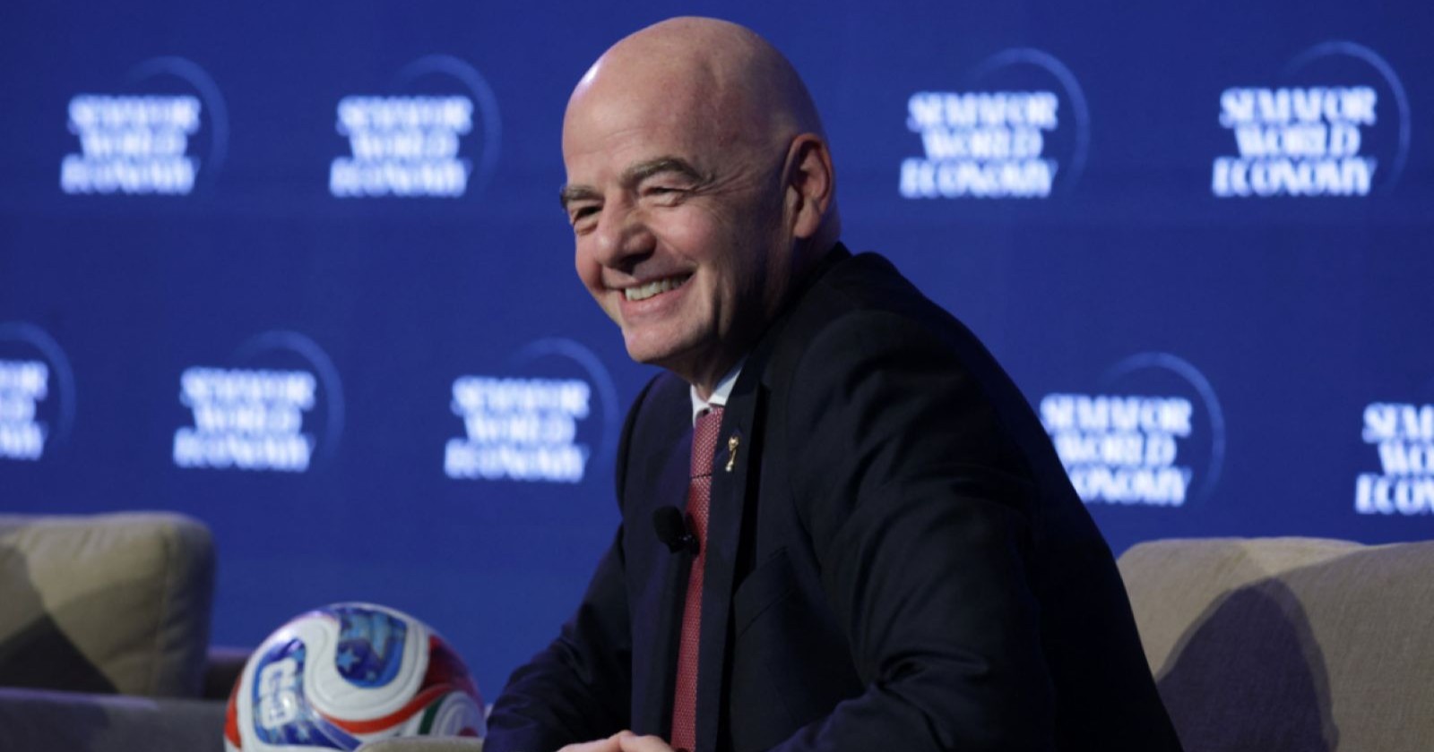 FIFA-Präsident Gianni Infantino spricht über Iran WM 2026 Teilnahme beim World Economic Forum