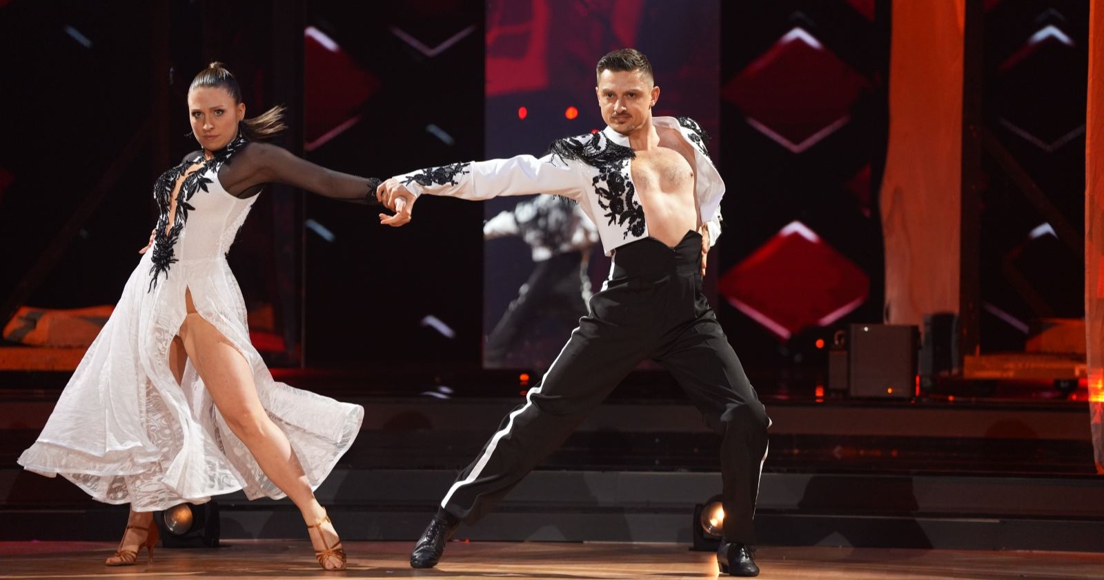 Bianca Heinicke und Zsolt Sándor Cseke verabschieden sich nach ihrem Aus bei Let's Dance 2026