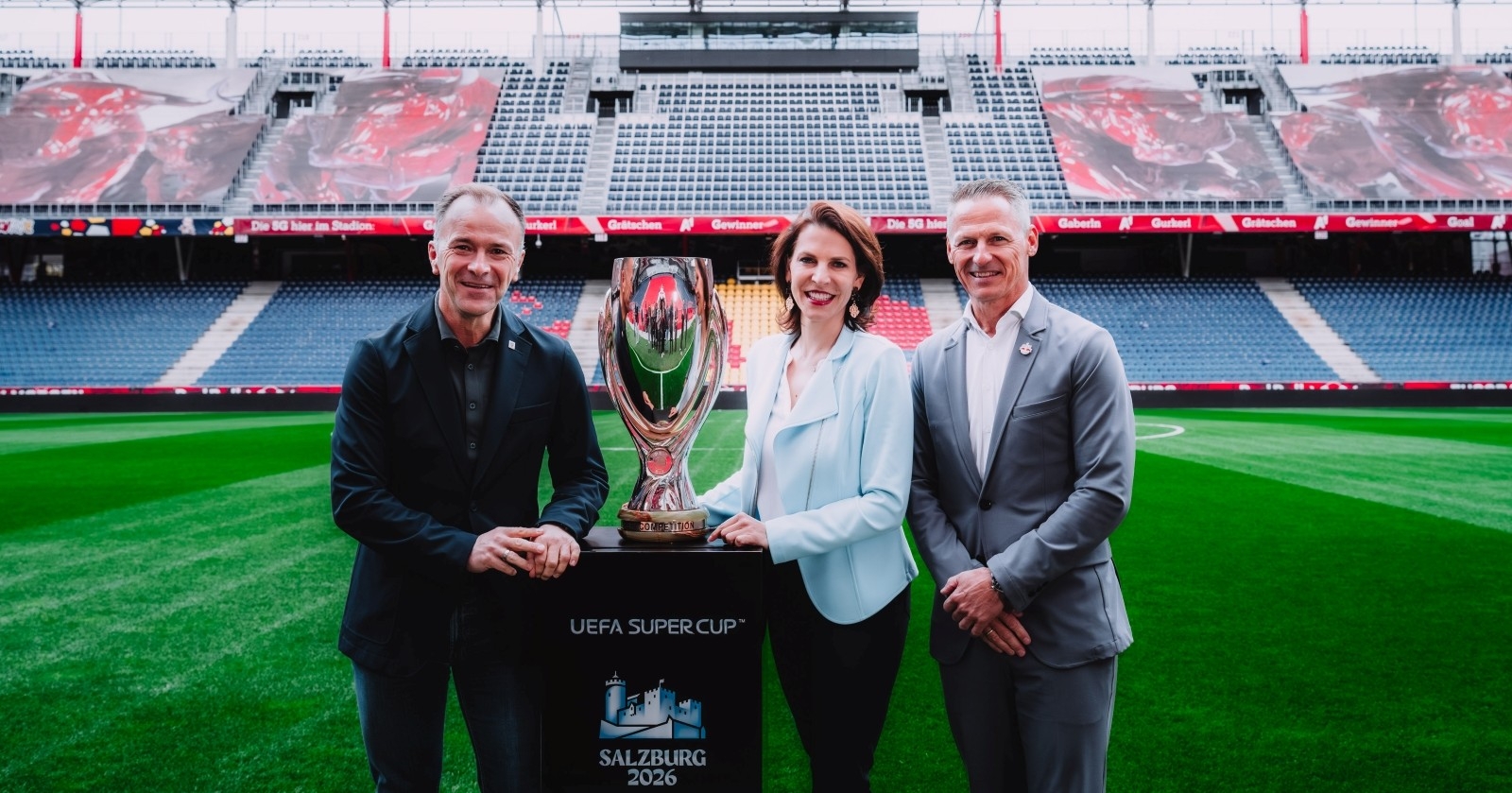 Bernhard Auinger, Karoline Edstadler und Stephan Reiter beim Pressekonferenz am Dienstag.