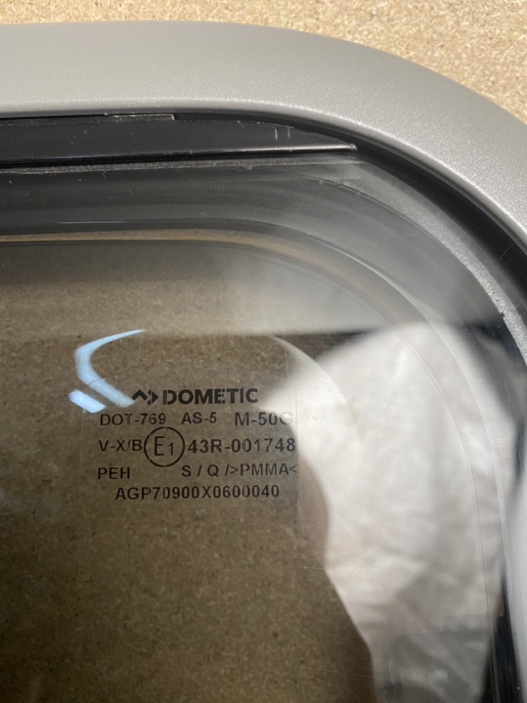 Dometic Ausstellfenster S7P 900x600mm 43R-001748 – Bild 5