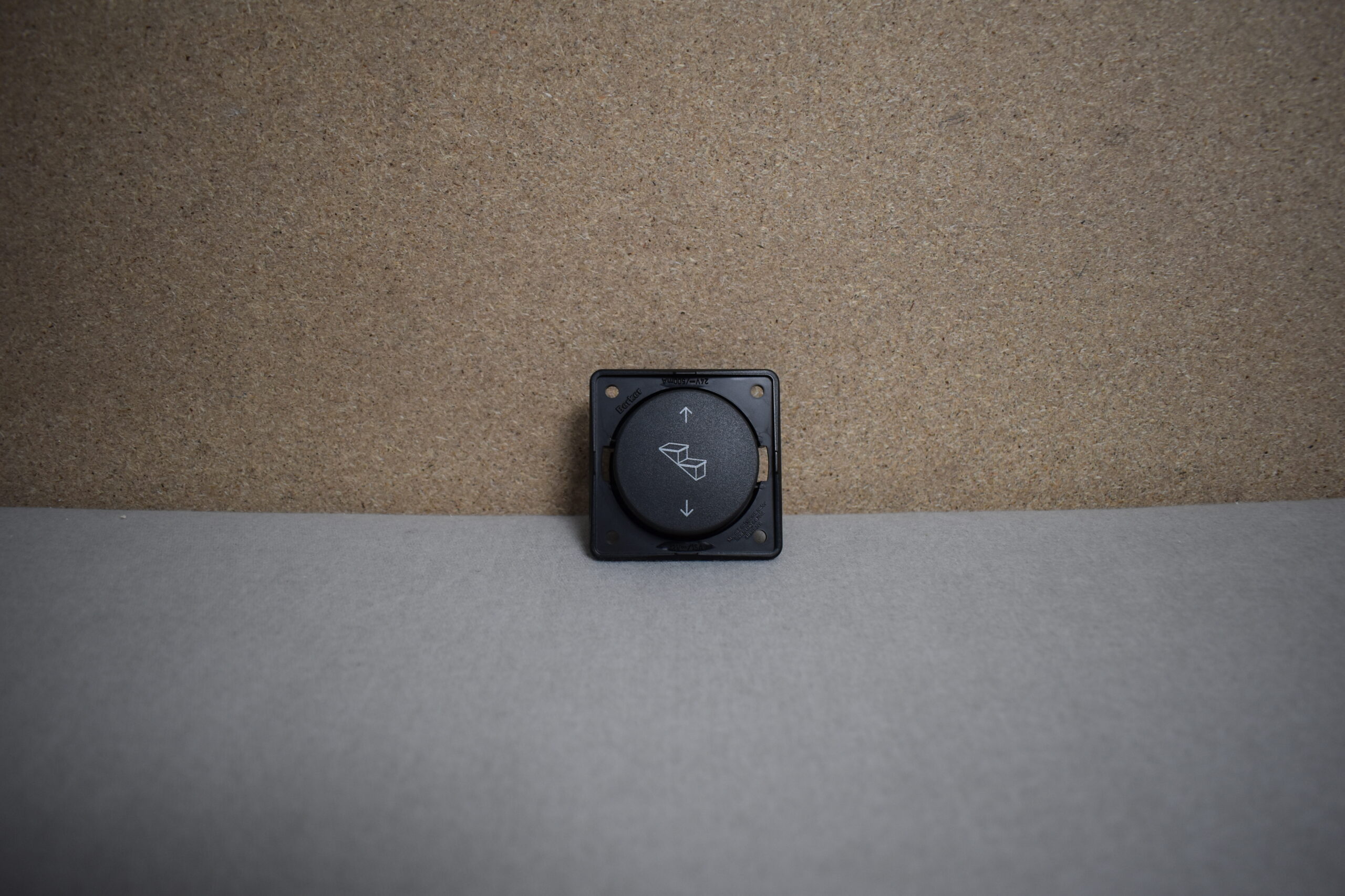 Berker Wippschalter Trittstufe schwarz