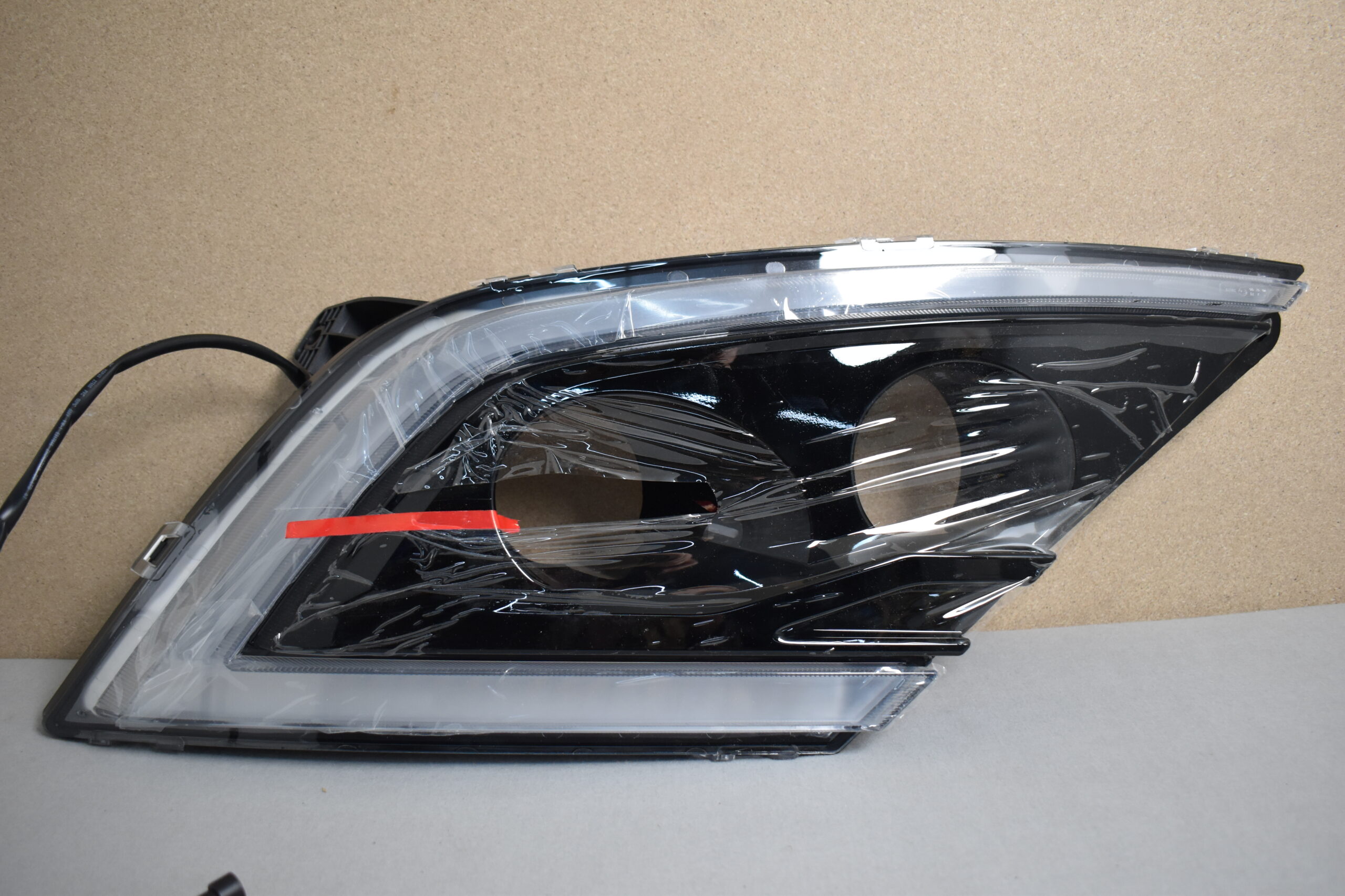 Niesmann + Bischoff I-Smove Scheinwerferblende + LED links