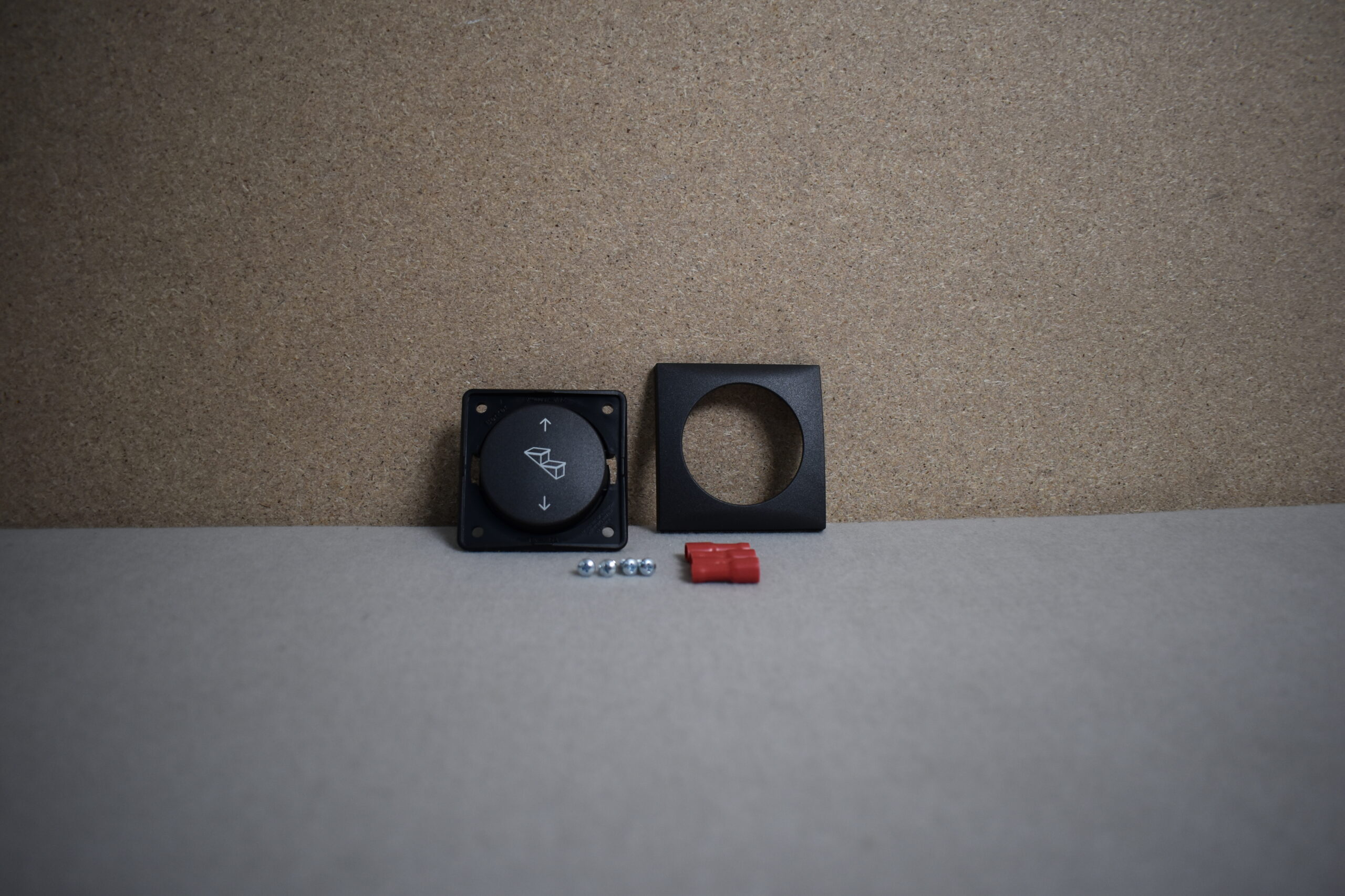 Berker Wippschalter Trittstufe mit Rahmen und Montagematerial