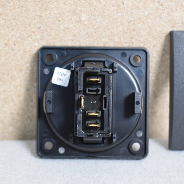 Berker Wippschalter Trittstufe mit Rahmen und Montagematerial