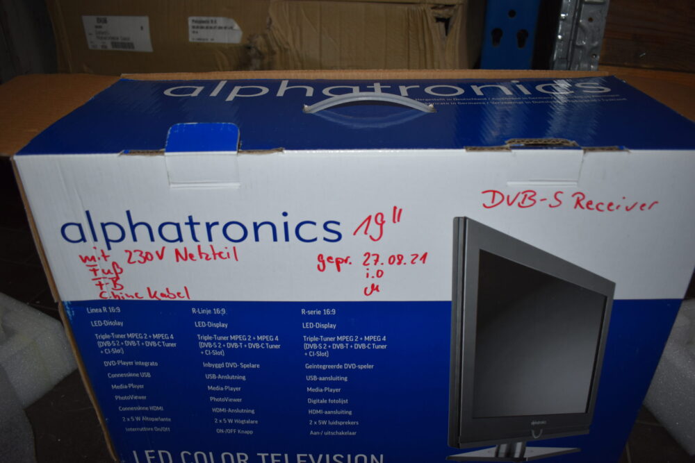 Alphatronics TV Modell: R-19 eWDS 19"