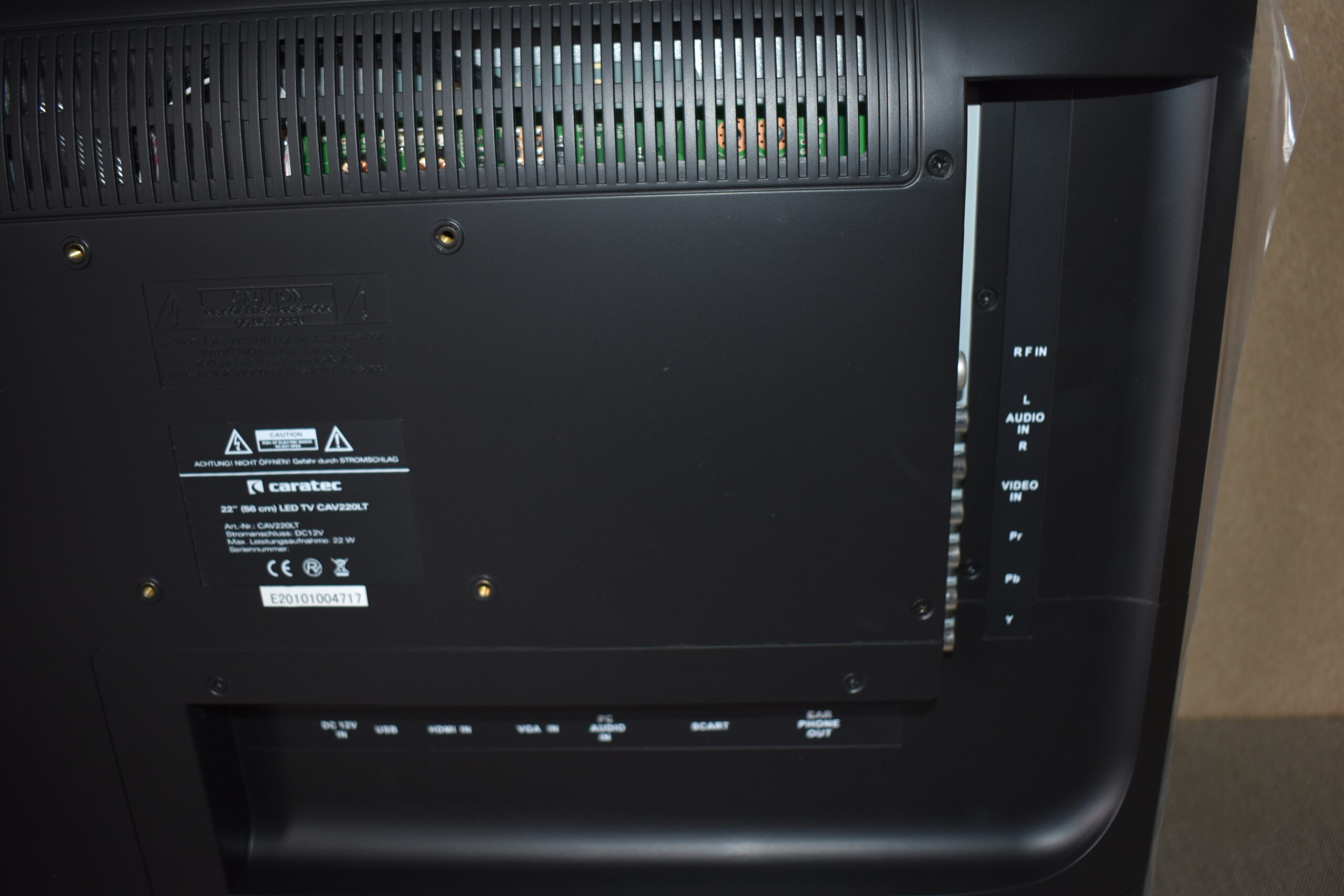Caratec CAV220LT TV 22"