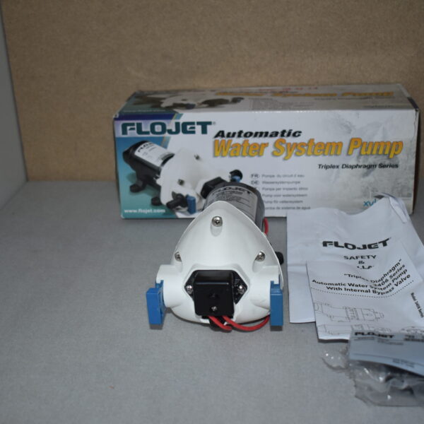 Flojet Wasserpumpe mit Adapter und Anleitung Model: R3426501