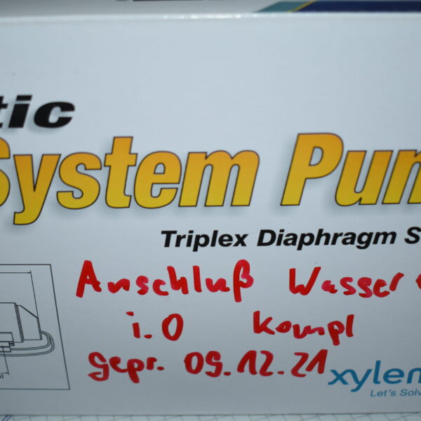 Flojet Wasserpumpe mit Adapter und Anleitung Model: R3426501