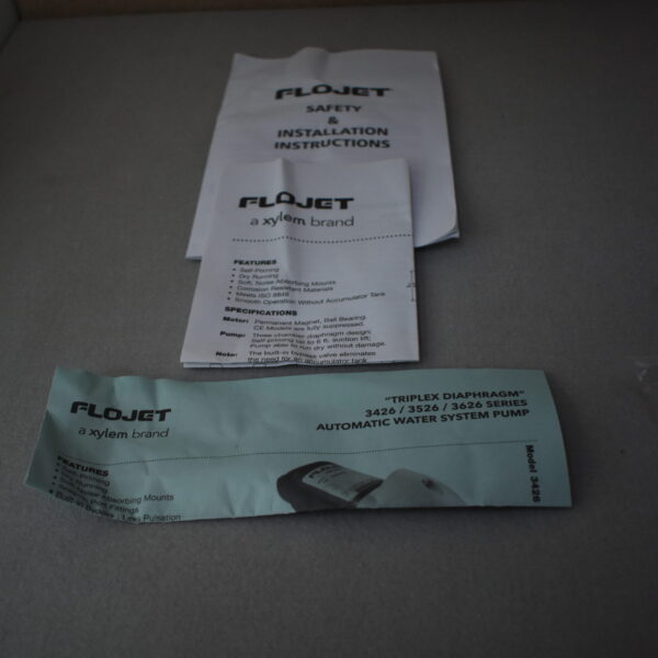 Flojet Wasserpumpe mit Adapter und Anleitung Model: R3426501