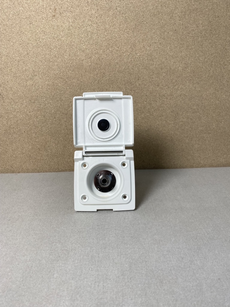 Lilie Wassersteckdose mit Kupplung