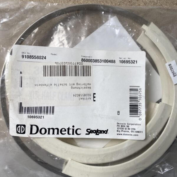 Alternative view of Dometic Sealand Halbring mit Schelle 10695321