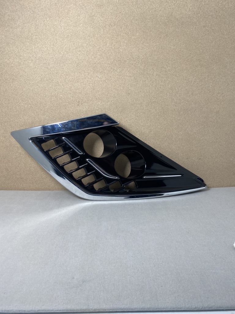 Scheinwerferblende Niesmann + Bischoff Flair + Arto 2015-2020 Neu