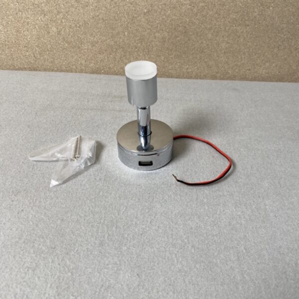Leselampe LED mit USB-Anschluss 10cm Chrome 12 V