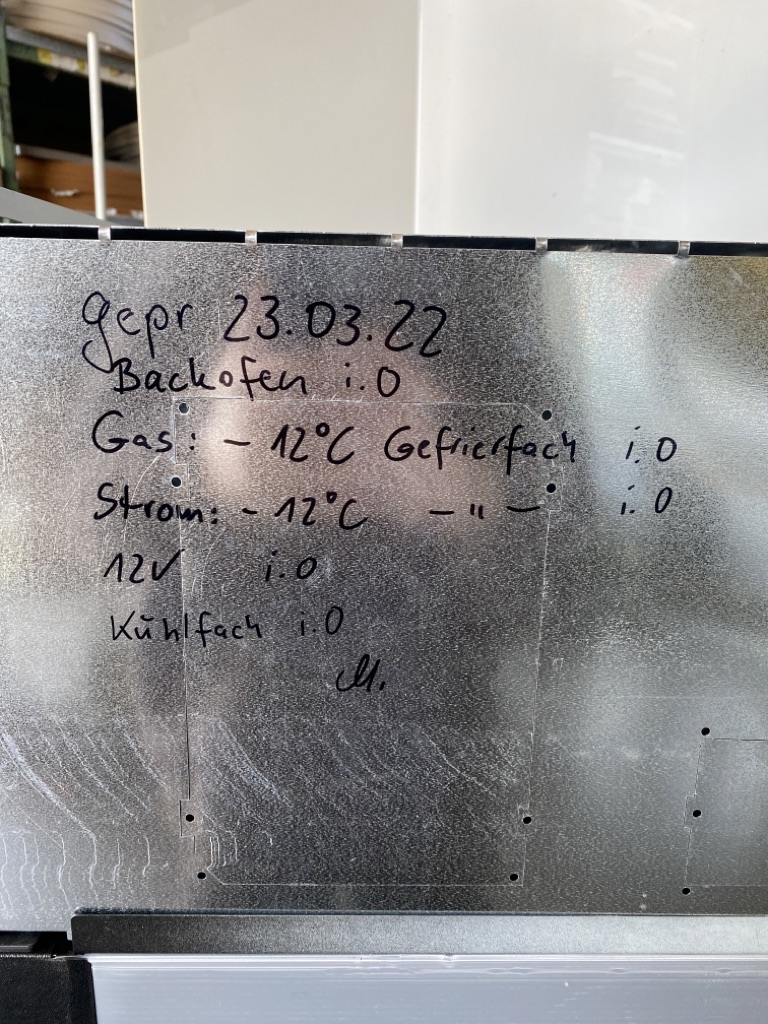 Dometic RMDT 10.5X Absorberkühlschrank mit Backofen