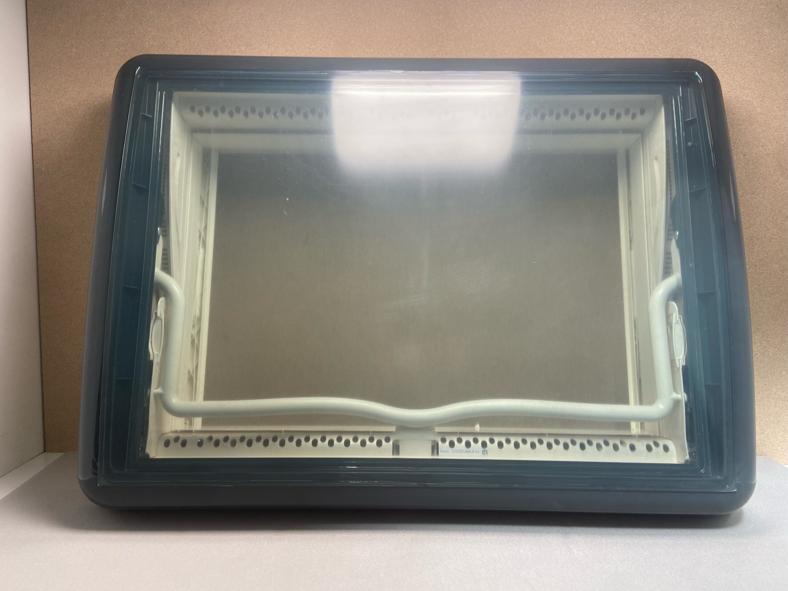 Dometic Midi Heki 700x500mm mit Zubehör