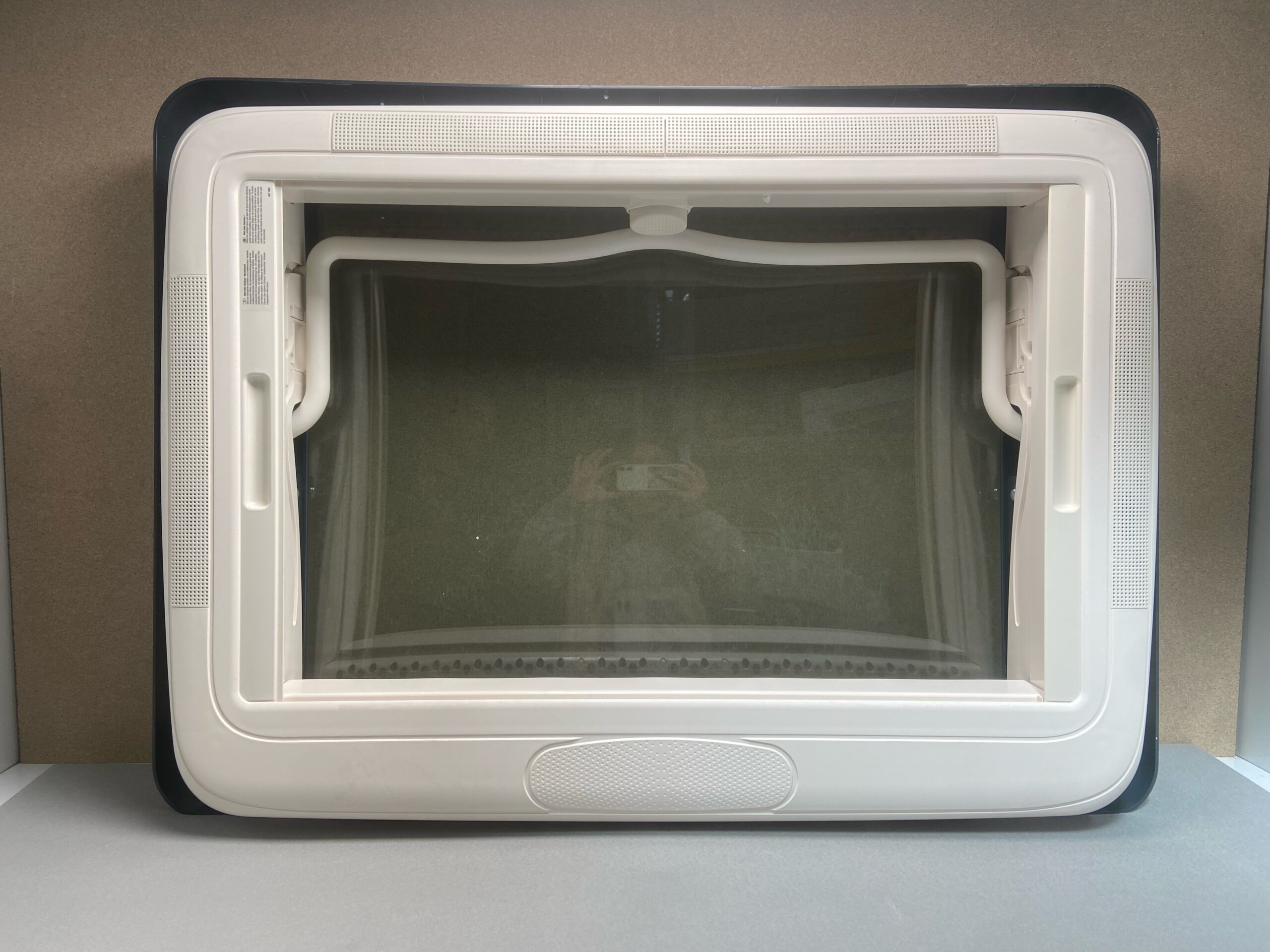 Dometic Midi Heki 700x500mm mit Zubehör