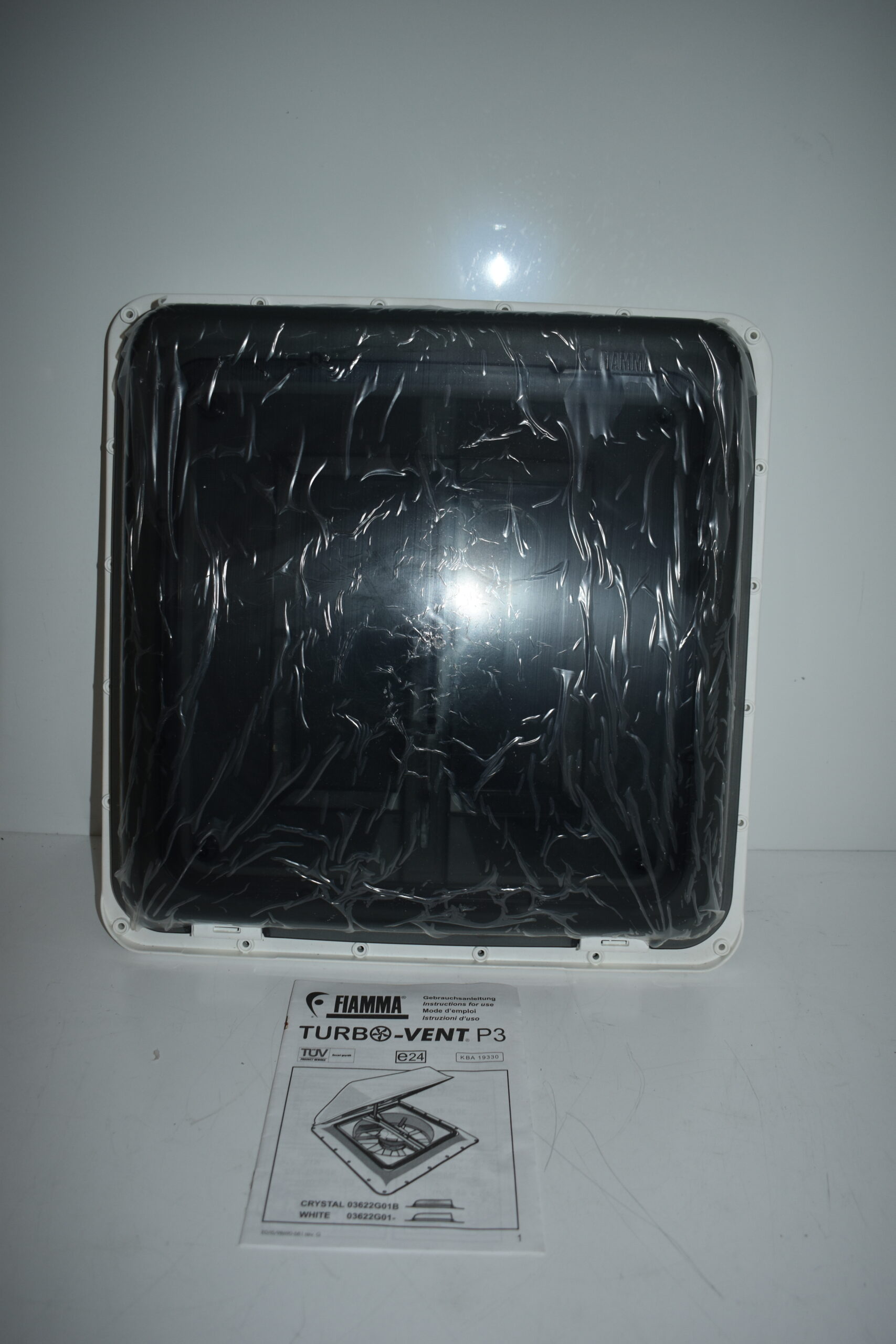 Fiamma Turbo-Vent P3 Dachlüfter Dachhaube crystal neu mit Schalter