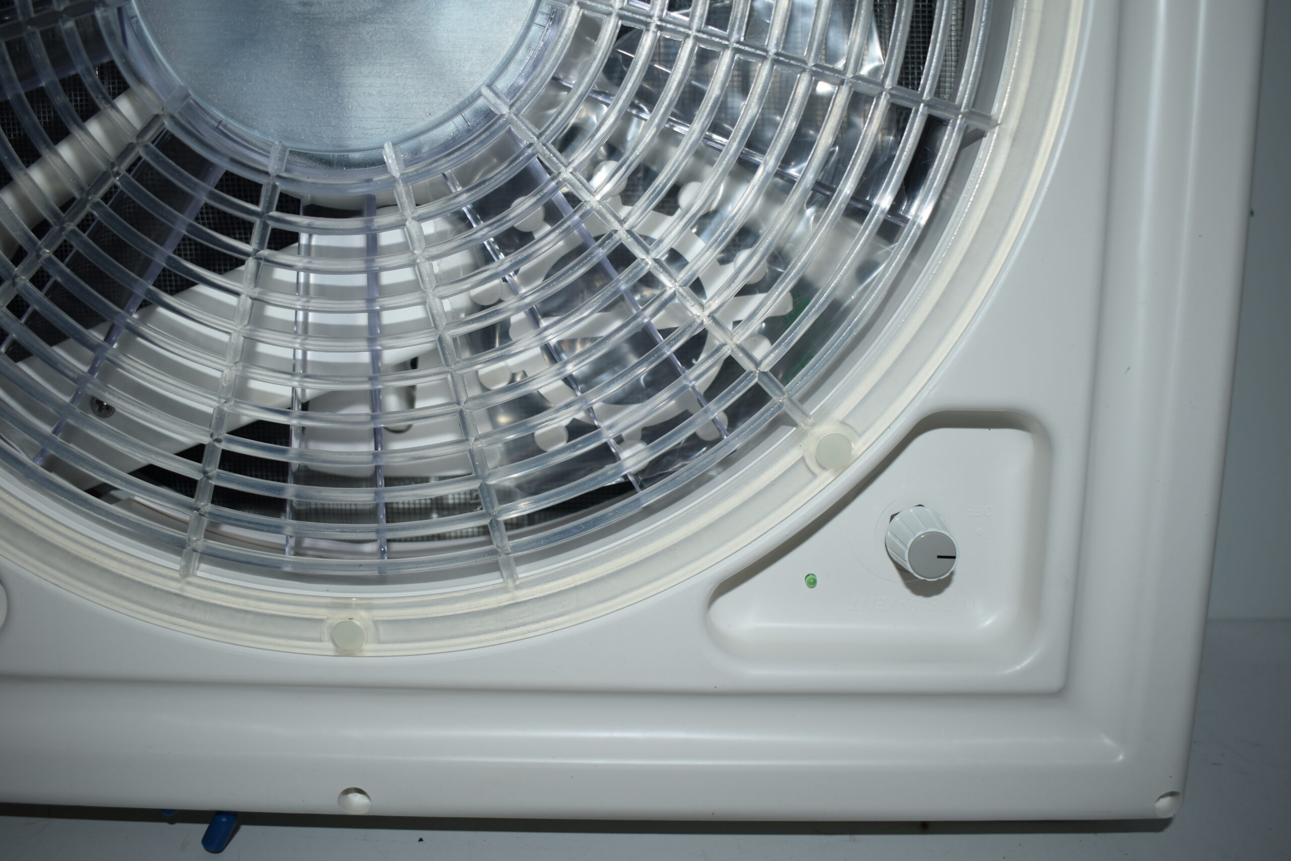 Fiamma Turbo-Vent P3 Dachlüfter Dachhaube crystal neu mit Schalter