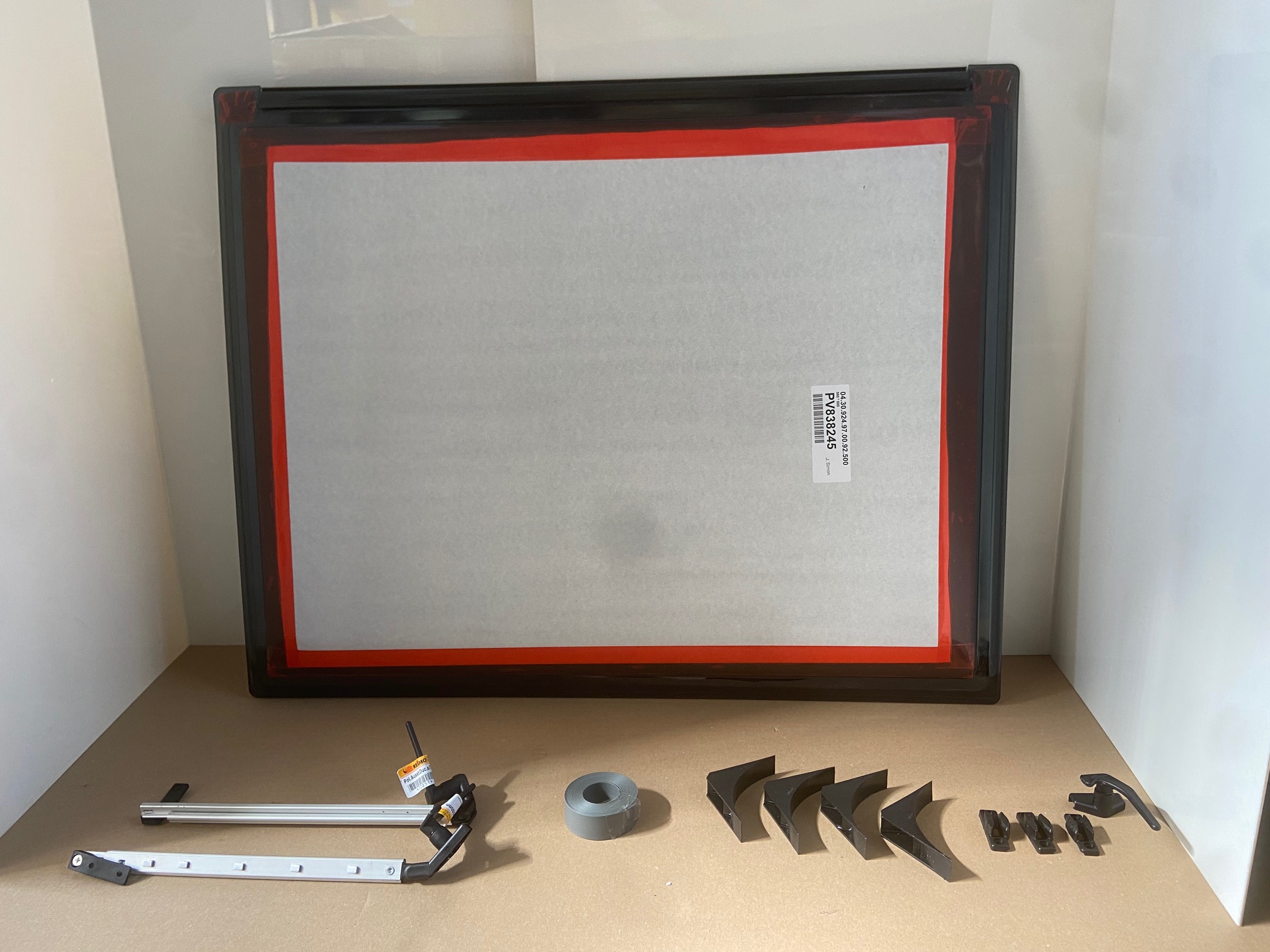 Ausstellfenster für Fiat Ducato, Citroen Jumper, Peugeot Expert ab Bj. 07/06, 816 x 650 mm